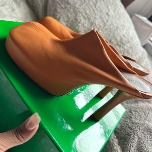 Bottega Veneta Stretch Nappa The Bold Mule {BRAND NEW}